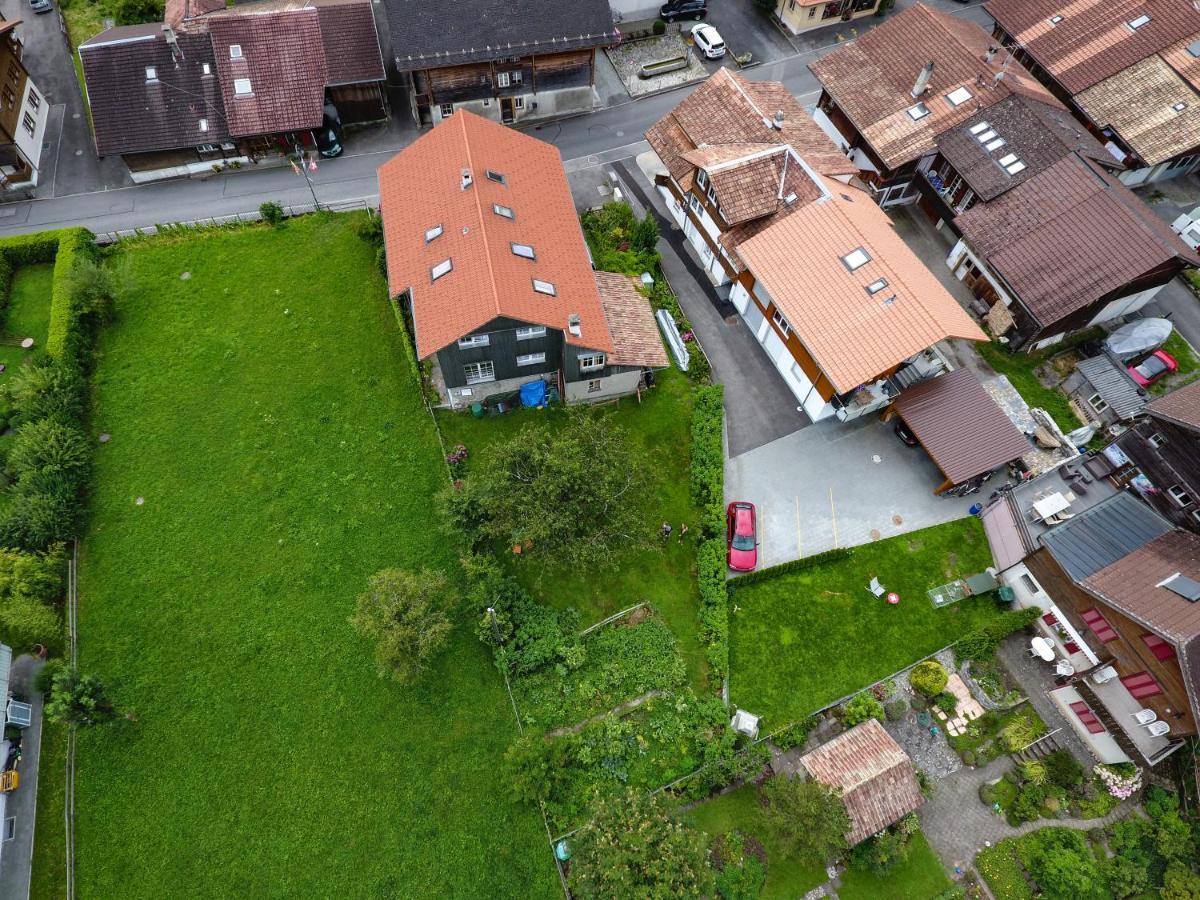 Swiss Holiday House Wilderswil Bagian luar foto