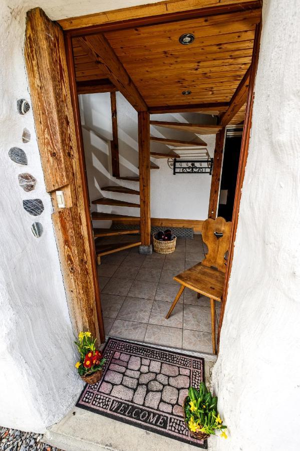 Swiss Holiday House Wilderswil Bagian luar foto