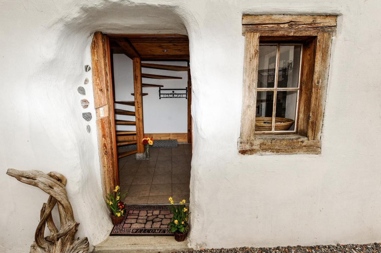 Swiss Holiday House Wilderswil Bagian luar foto