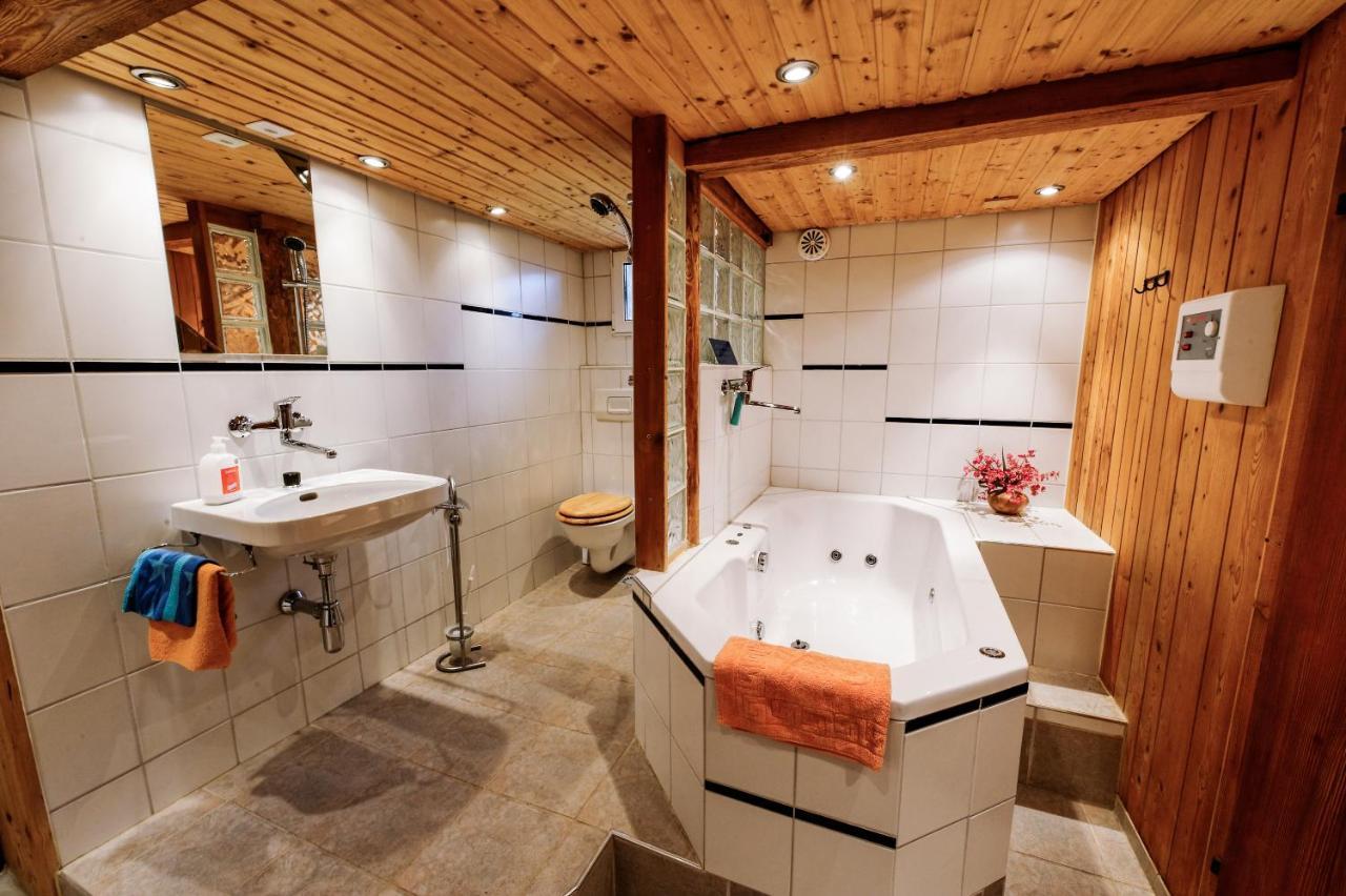 Swiss Holiday House Wilderswil Bagian luar foto